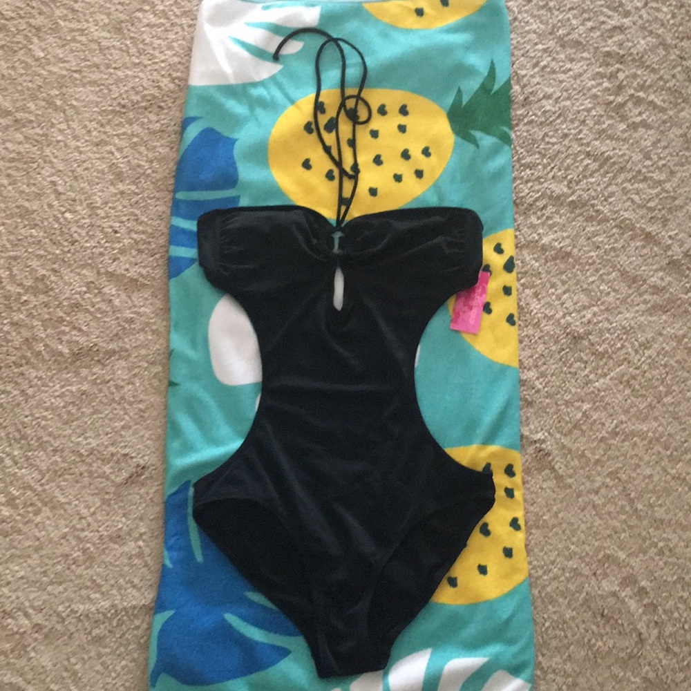 Black One piece bandu bathing suit